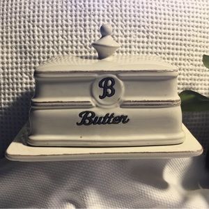 💥3/$20 Signature Housewares Word Collection White w/Gray B Butter Dish w/Cover